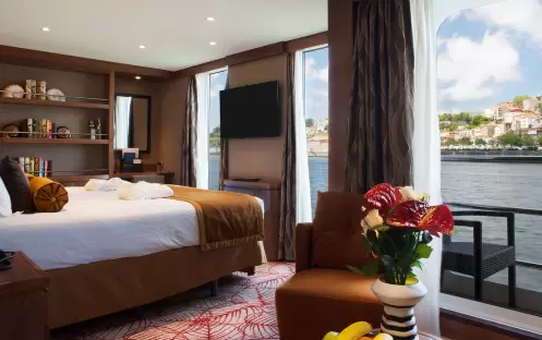 AmaWaterways AmaVida VIDA_Suite_rev
